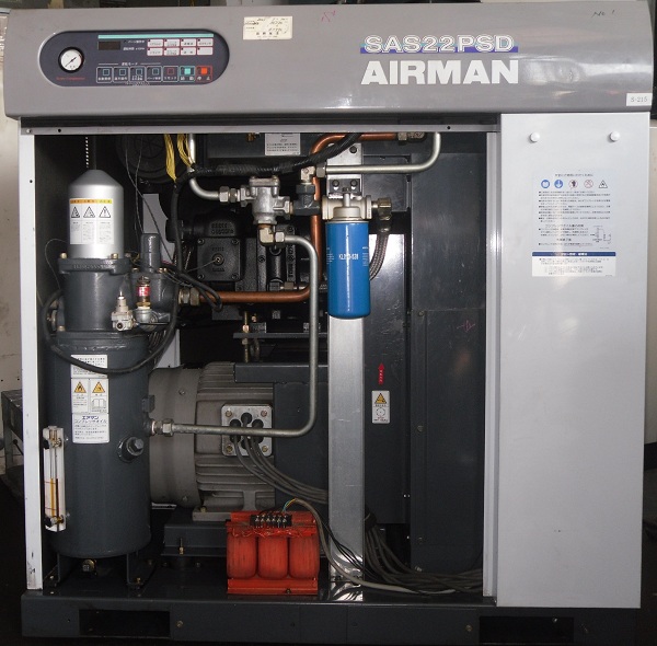 bán máy nén khí trục vít airman 22 kW có tách ẩm